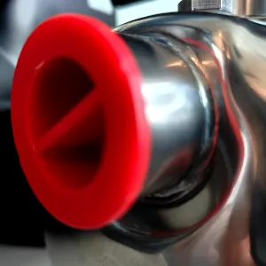 The suction inlet of Davey's TotalFlo water pump. Being made in 304 stainless steel, it remains polished to project a lustrous look that further resists against rust. Upon delivery, the electropump is seen attached with a plastic cap to prevent debris, dirt, and/or sand from entering, and this is to protect the internal parts for successful use.