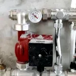 Pam air automatik yang telah dipasang, menandakan bahagian ini sebagai koleksi pam air automatik.